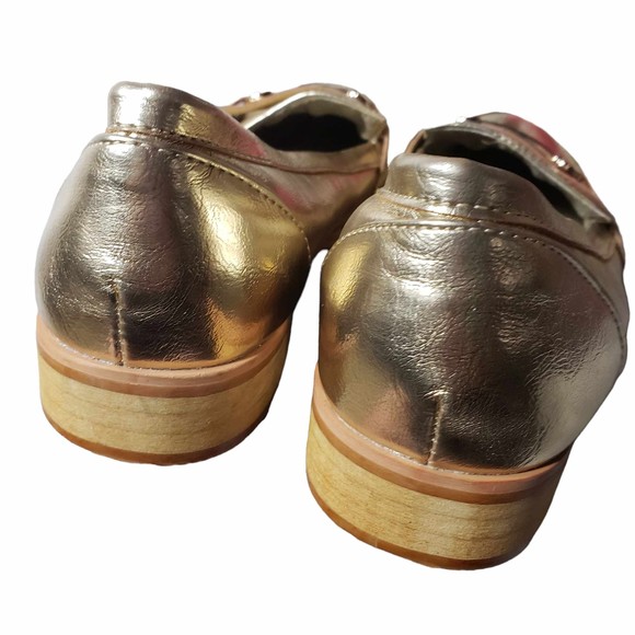 Wanted Women's size 10 Gold Metallic 1" Heel Loafers - Picture 3 of 9